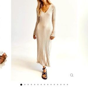 Aerelle V-Neck Long Sleeved MIDI Dress